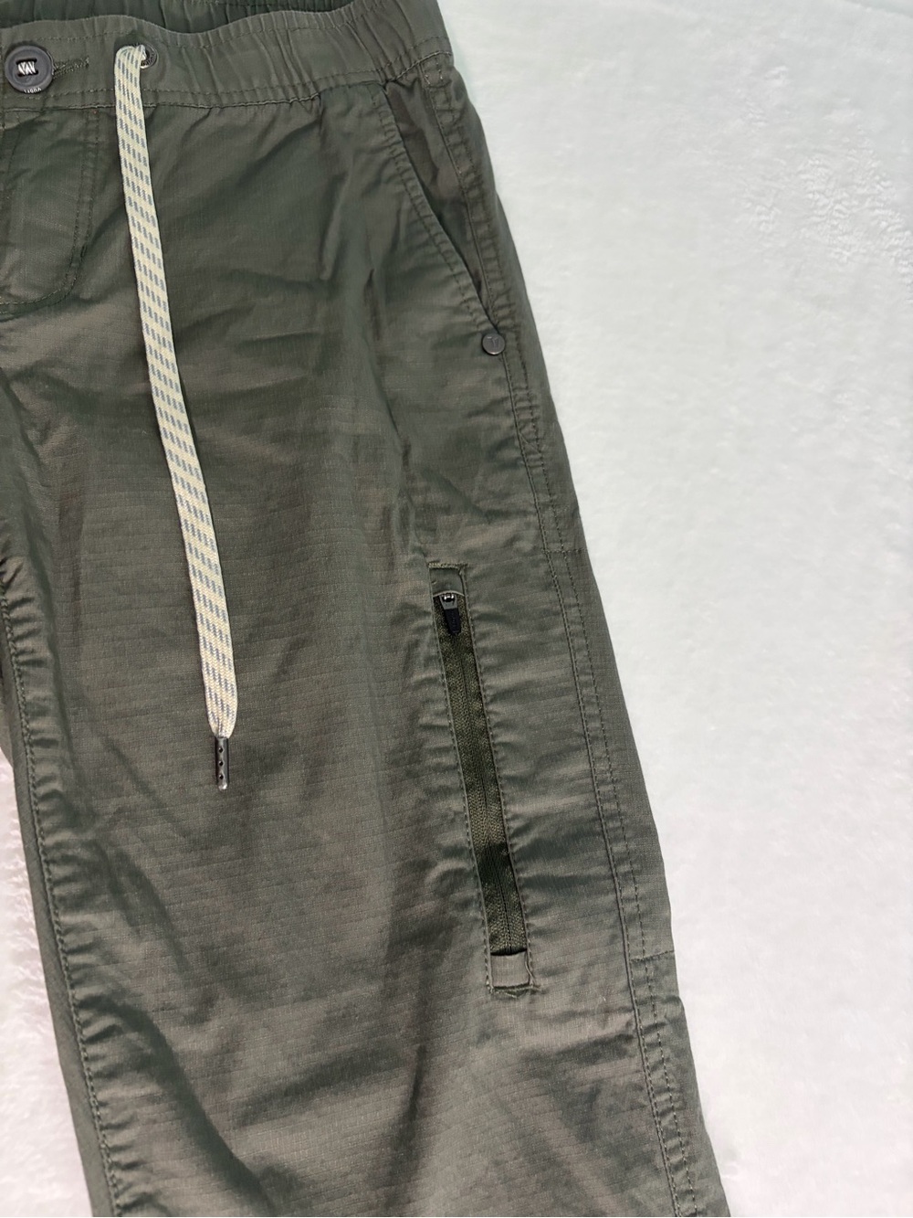 Vuori Ripstop Olive Drawstring Utility Pants - Picture 6 of 8